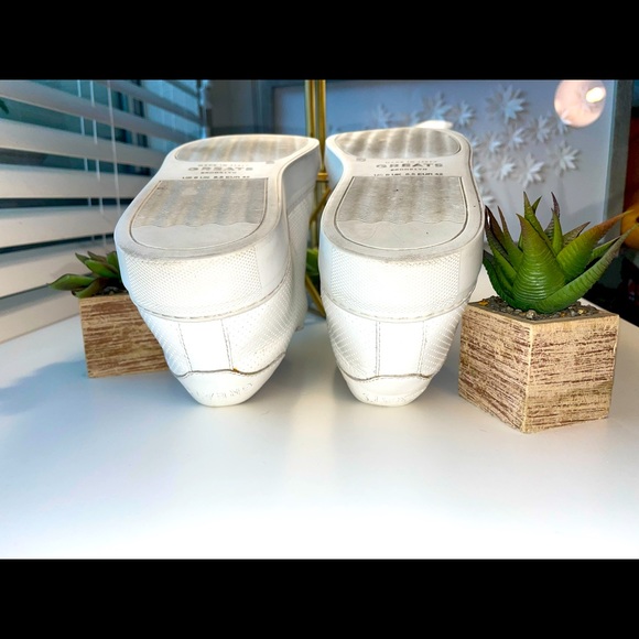 GREATS Leather Sneakers - Picture 7 of 10